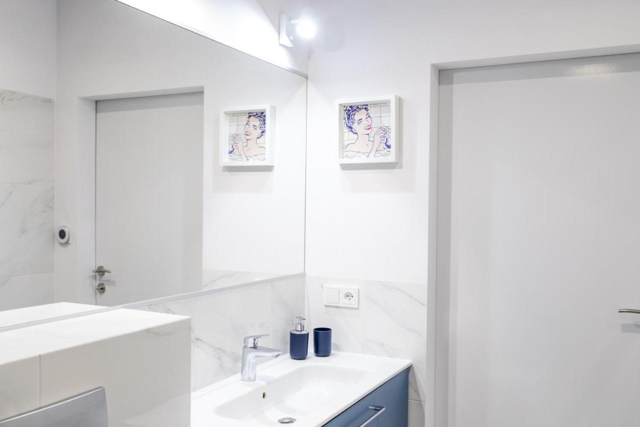 Apartament Z Basenem "Przy Morzu" Rewal Exterior foto